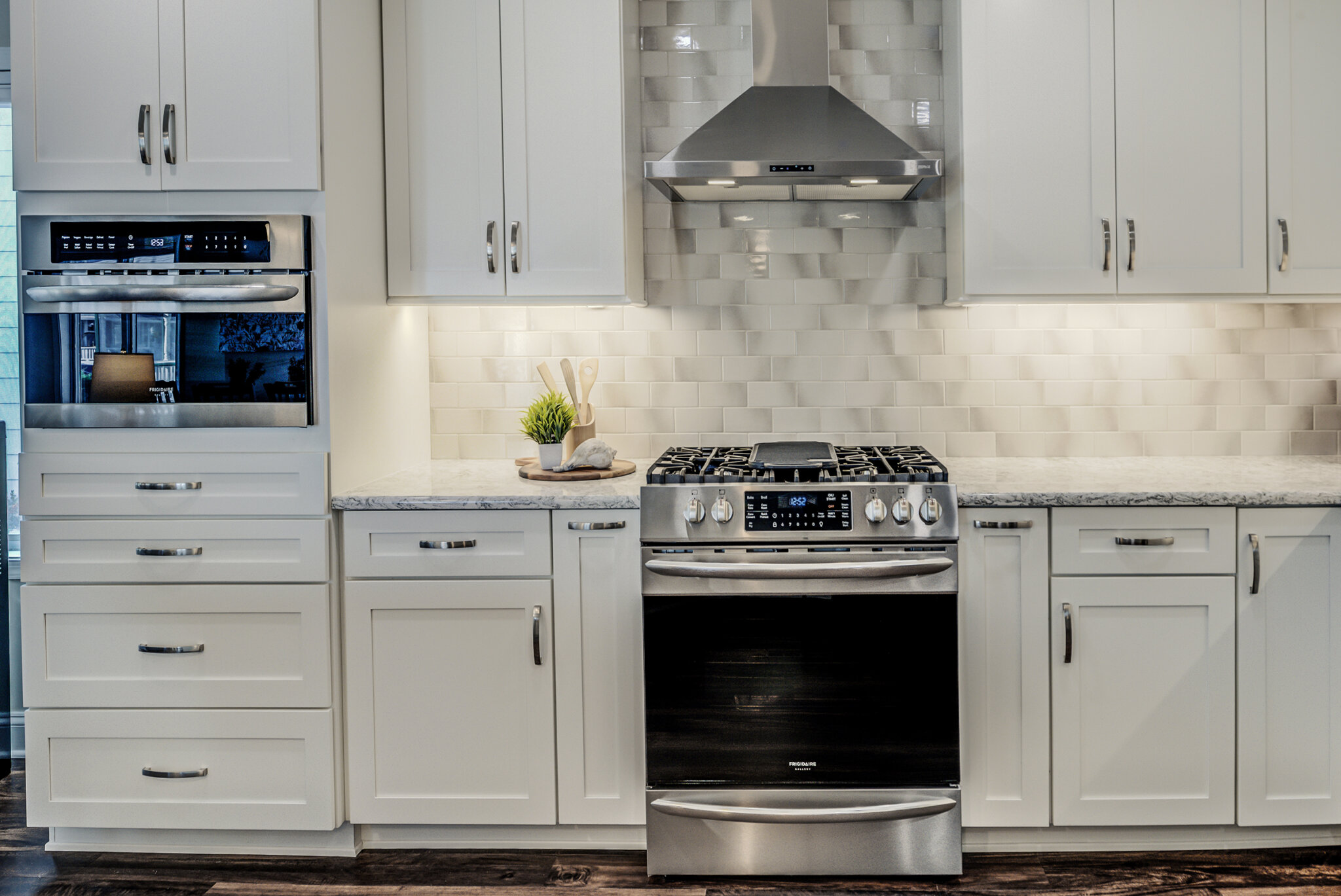 Bright Contemporary Kitchen Kitchen Remodel in Rehoboth Beach, DE by Sea Light Design-Build project photo 12