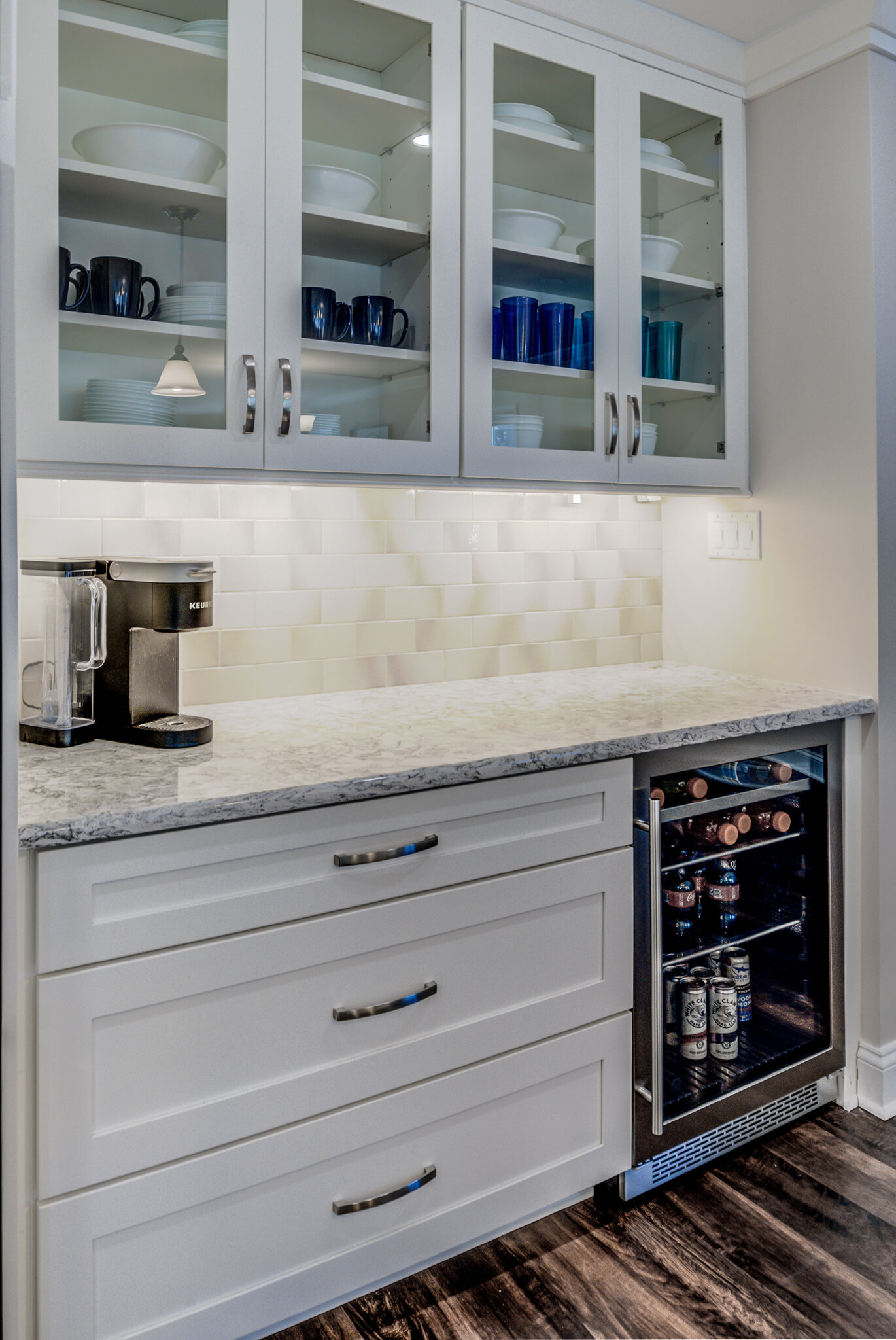 Bright Contemporary Kitchen Kitchen Remodel in Rehoboth Beach, DE by Sea Light Design-Build project photo 14