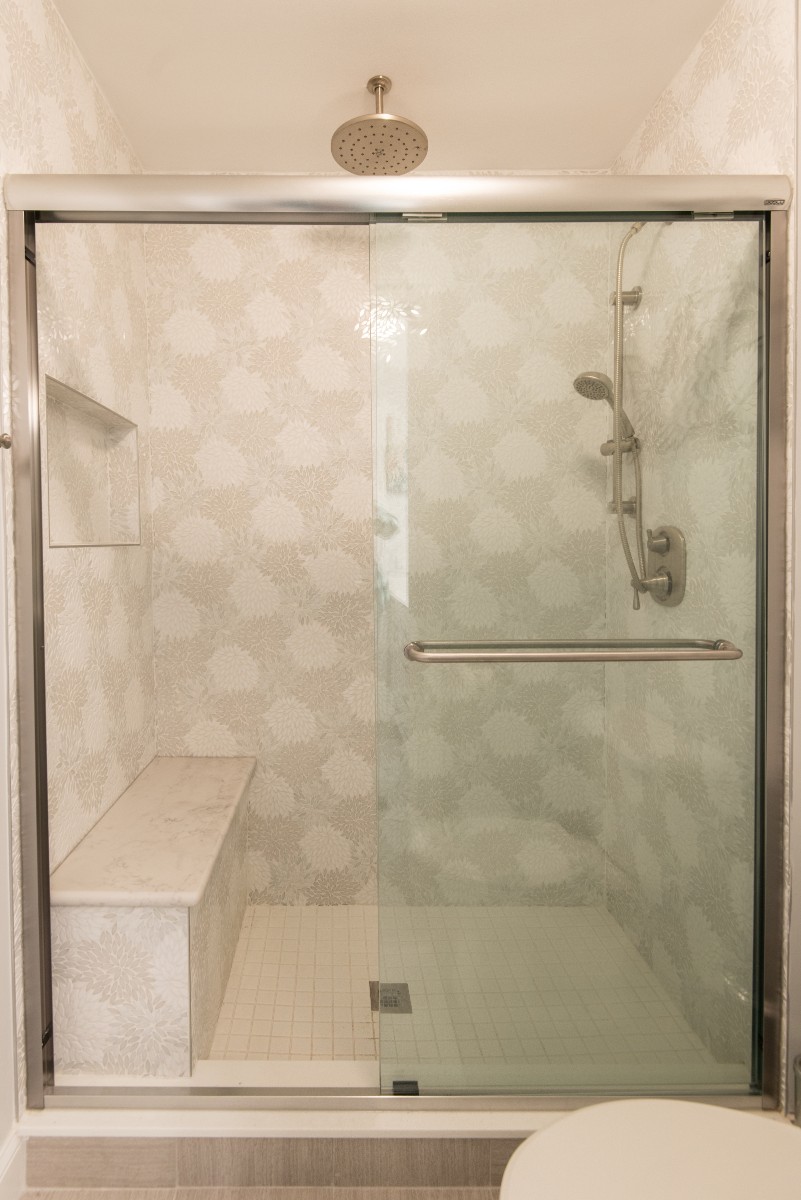 Bethany Lakes Renovation with Marble Shower Bench, Estrella Be Bop White Gloss Glass Mosaic Wall Tiles and Sliding Glass Doors