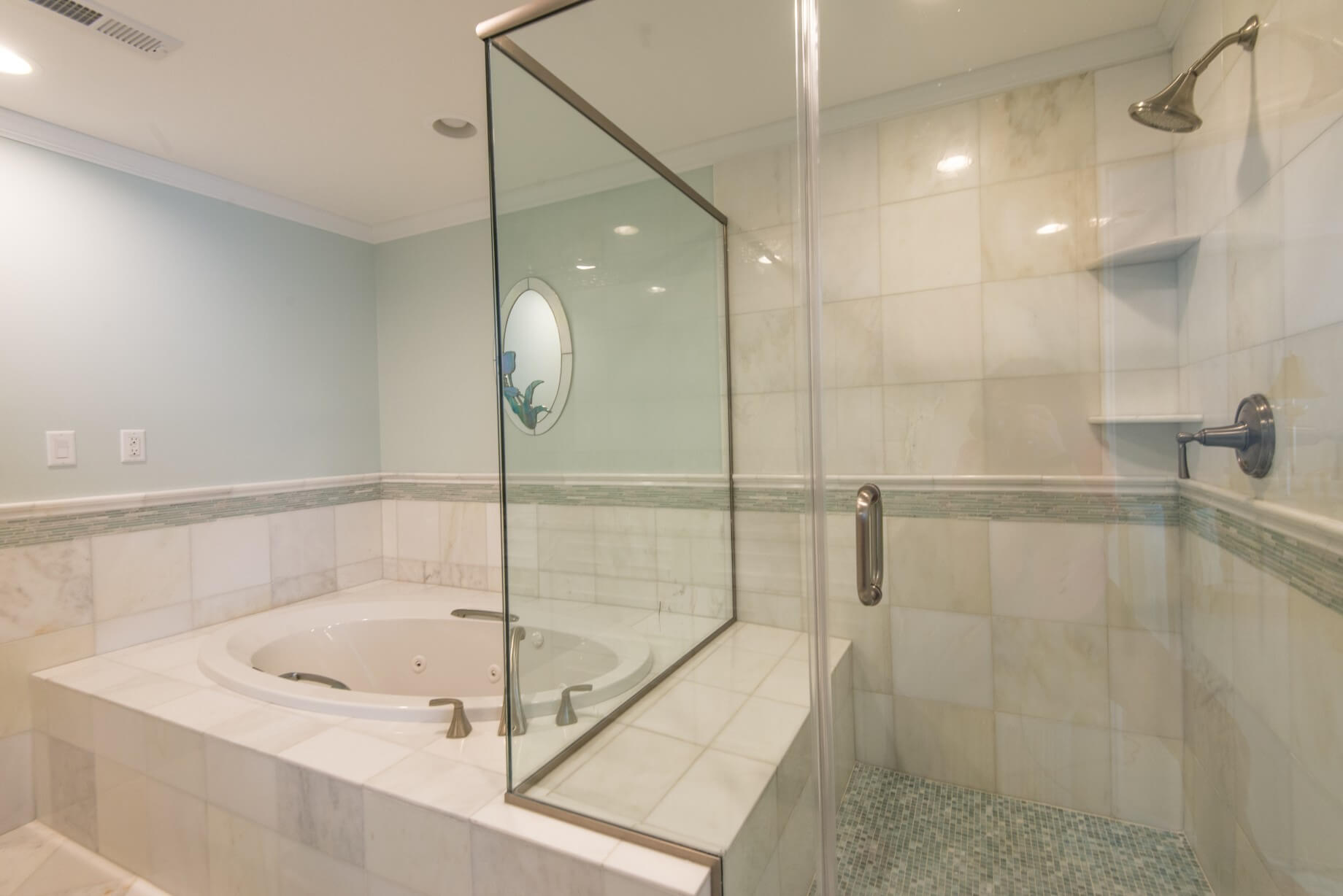 Kings Grant Renovation Vol.1 Bathroom with White Marble Wall and Floor Tiles, Tub and Frameless Glass Shower Door