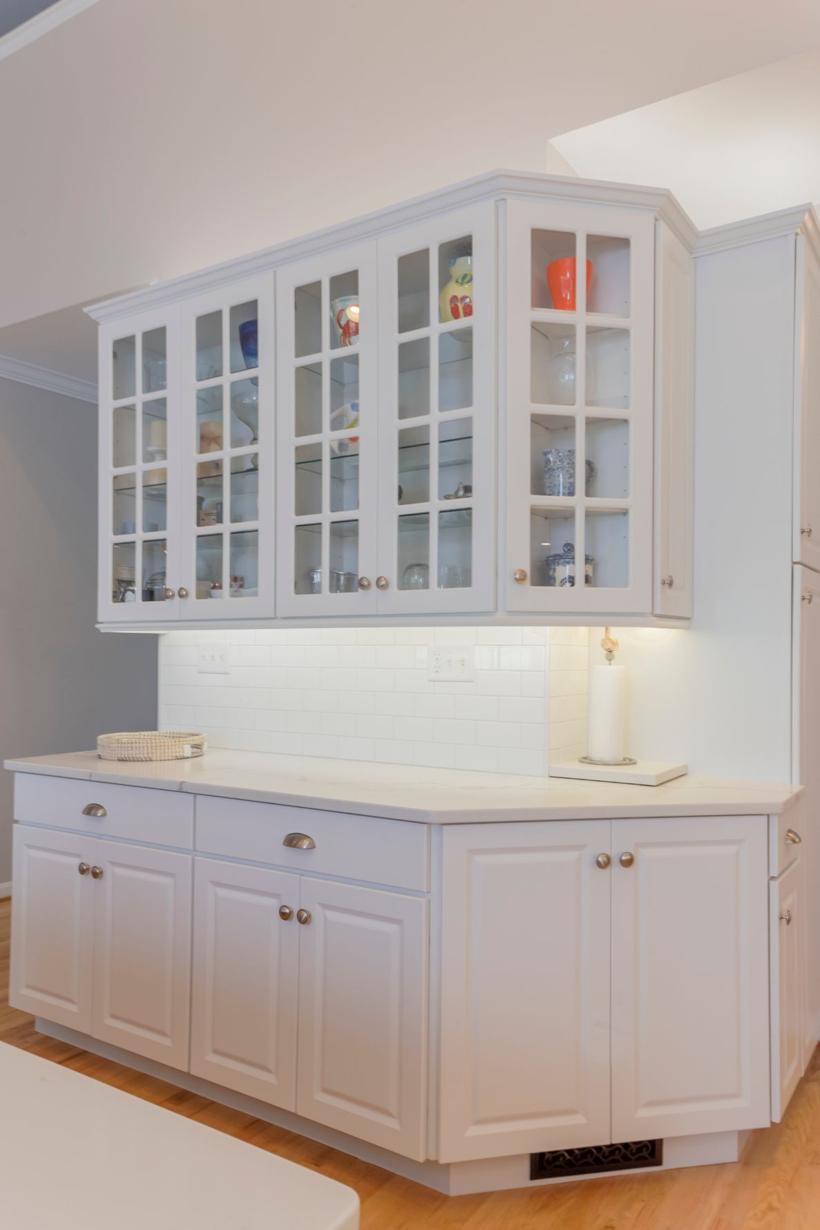 Kitchen Remodel in Willow Oak, Ocean View DE with White Cabinets and White Subway Backsplash Tiles